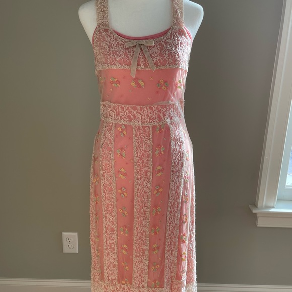 OPEN TO OFFERS Anthropologie Odille Floral Lace Dress - Picture 1 of 10